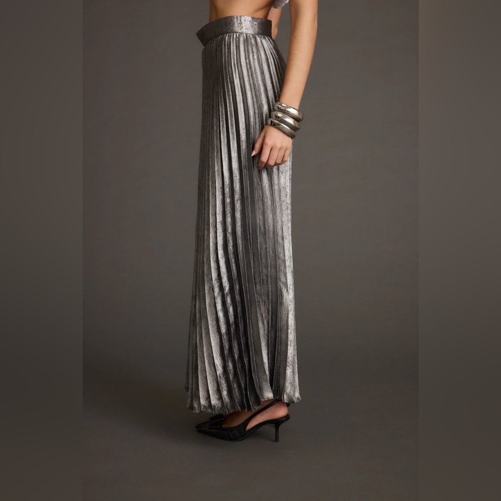 NWT 12th Tribe Electric Love Gunmetal Metallic Pleated Maxi Skirt Size M - Picture 5 of 8